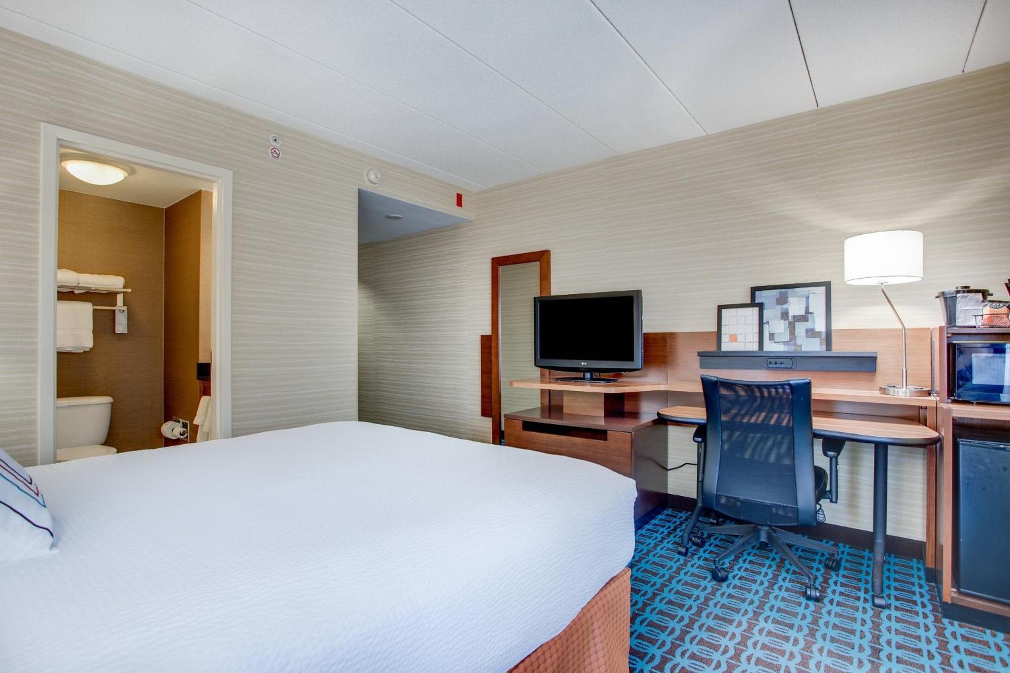 Fairfield Inn Portsmouth Seacoast Exterior foto