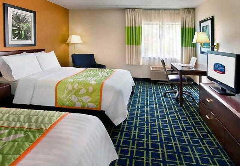 Fairfield Inn Portsmouth Seacoast Exterior foto